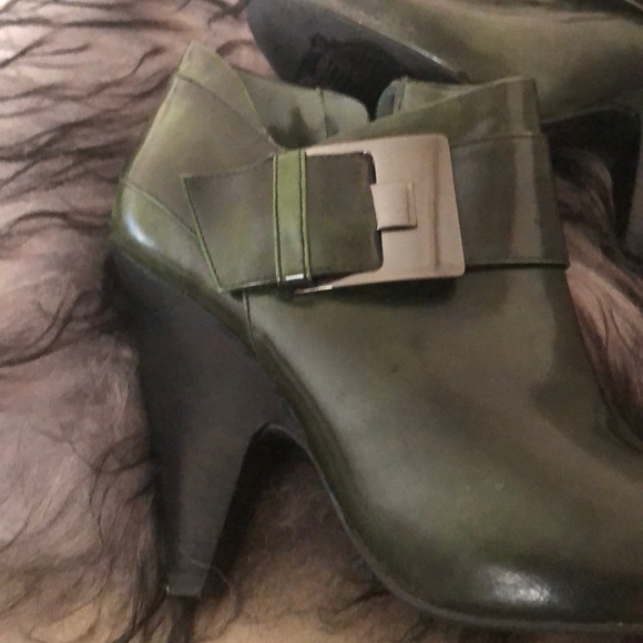 Vince Camuto Booties - Picture 3 of 8